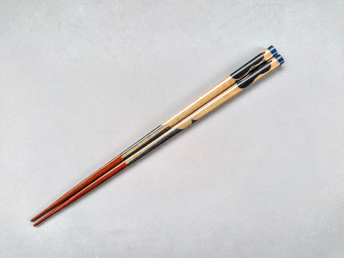 Natural wooden chopsticks Hisago navy blue [Hashikura Matsukan]