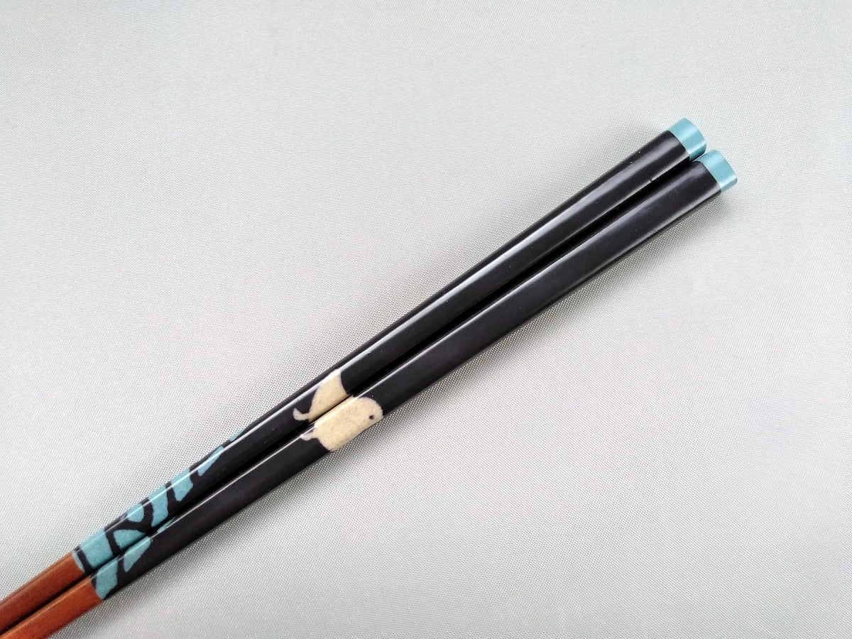 Natural wooden chopsticks Chidori [Hashikura Matsukan]