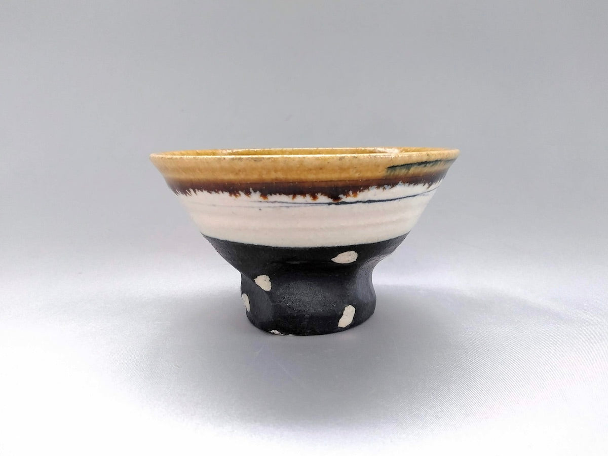White makeup line engraved black wrapped white dot rice bowl [Kazuhito Yamamoto]
