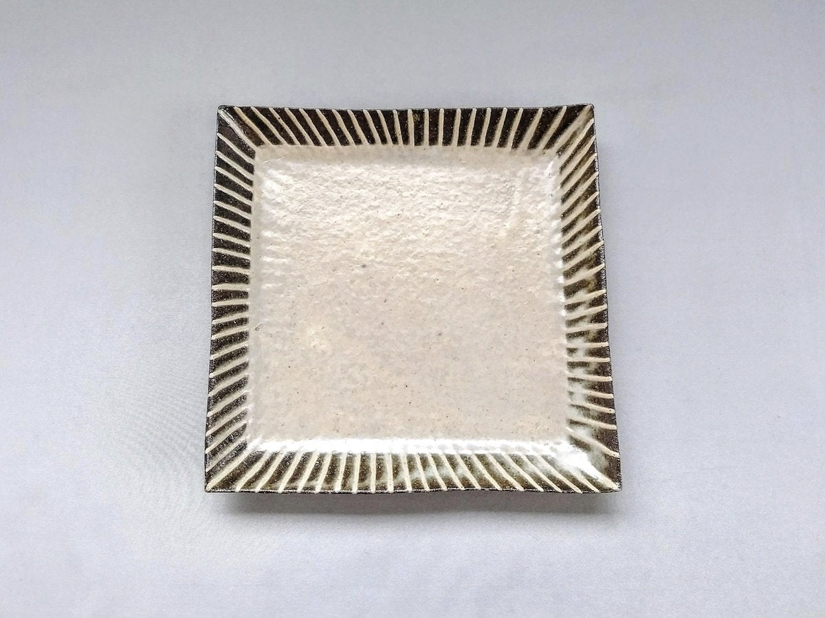 A rare 6-inch square plate [Seisaku Kusaka/Mari]