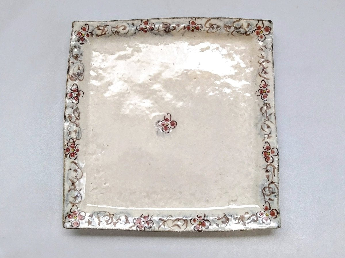 Annan red arabesque 7-inch square plate [Masaaki Hibino]