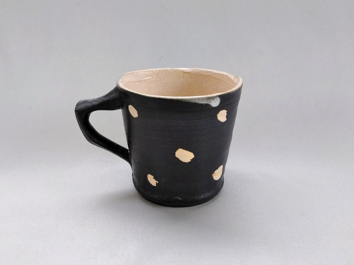 Black glaze dot shaved handle tube mug [Kazuhito Yamamoto]