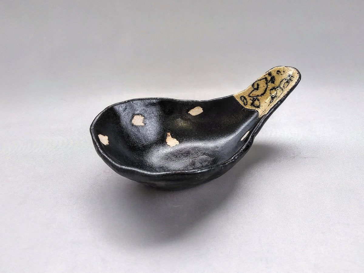 Black glaze line engraved dots Renge small bowl [Kazuhito Yamamoto]
