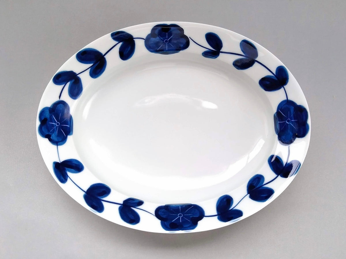 Rim oval plate with dyed flowers [Koyogama]