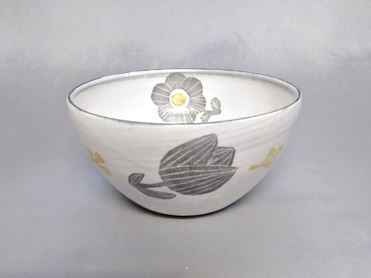 Japanese paper dyed gray yellow flower deep bowl [Ami Kobo]