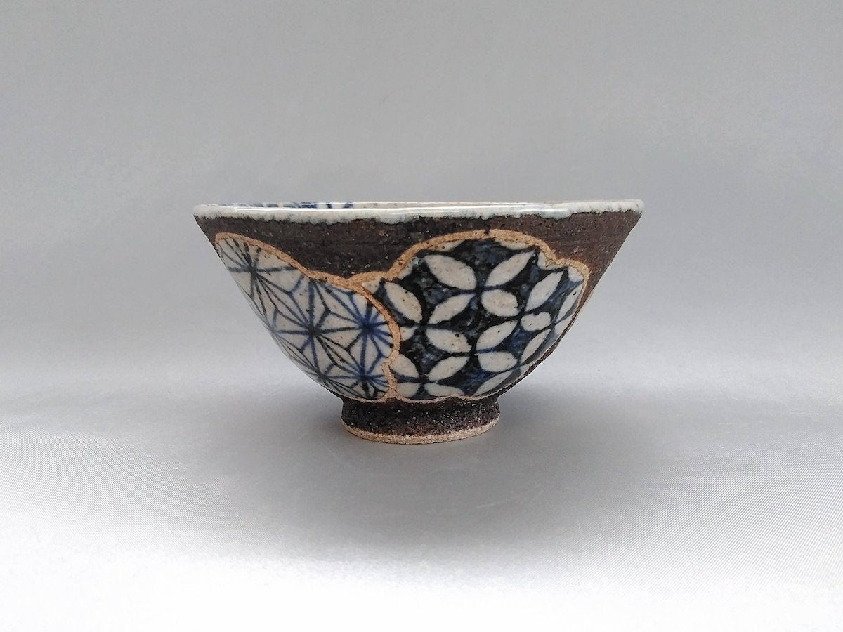 Plum pattern plain rice bowl blue [Kosaigama]