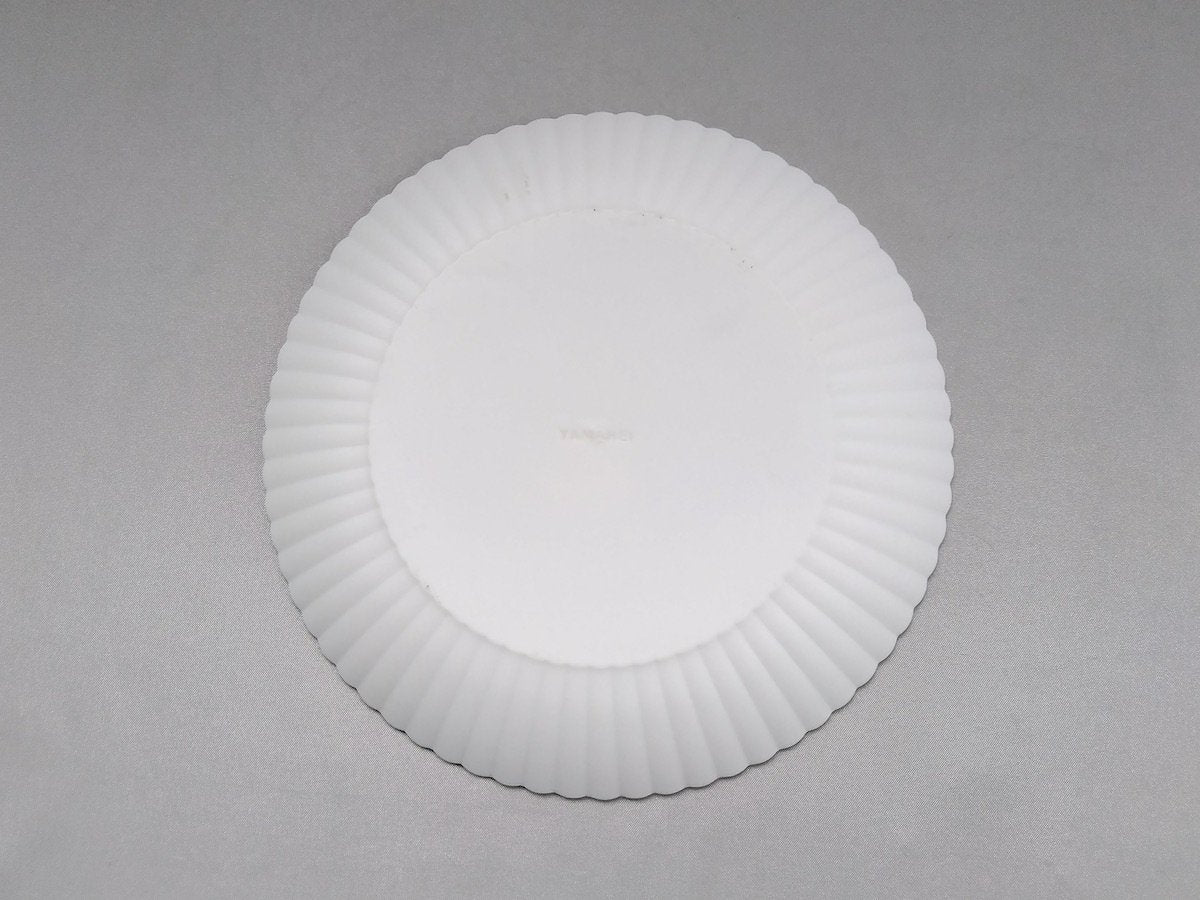 Chrysanthemum plate 18cm [Yamahiragama]